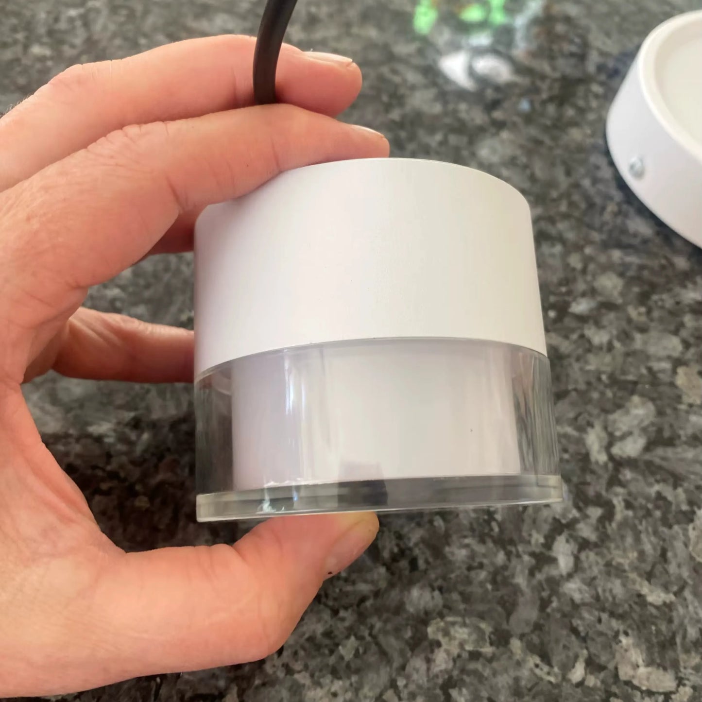 Spot LED Puissant – 20W – Design Compact – Noir, Blanc – Idéal pour Entrée, Couloir, Cuisine