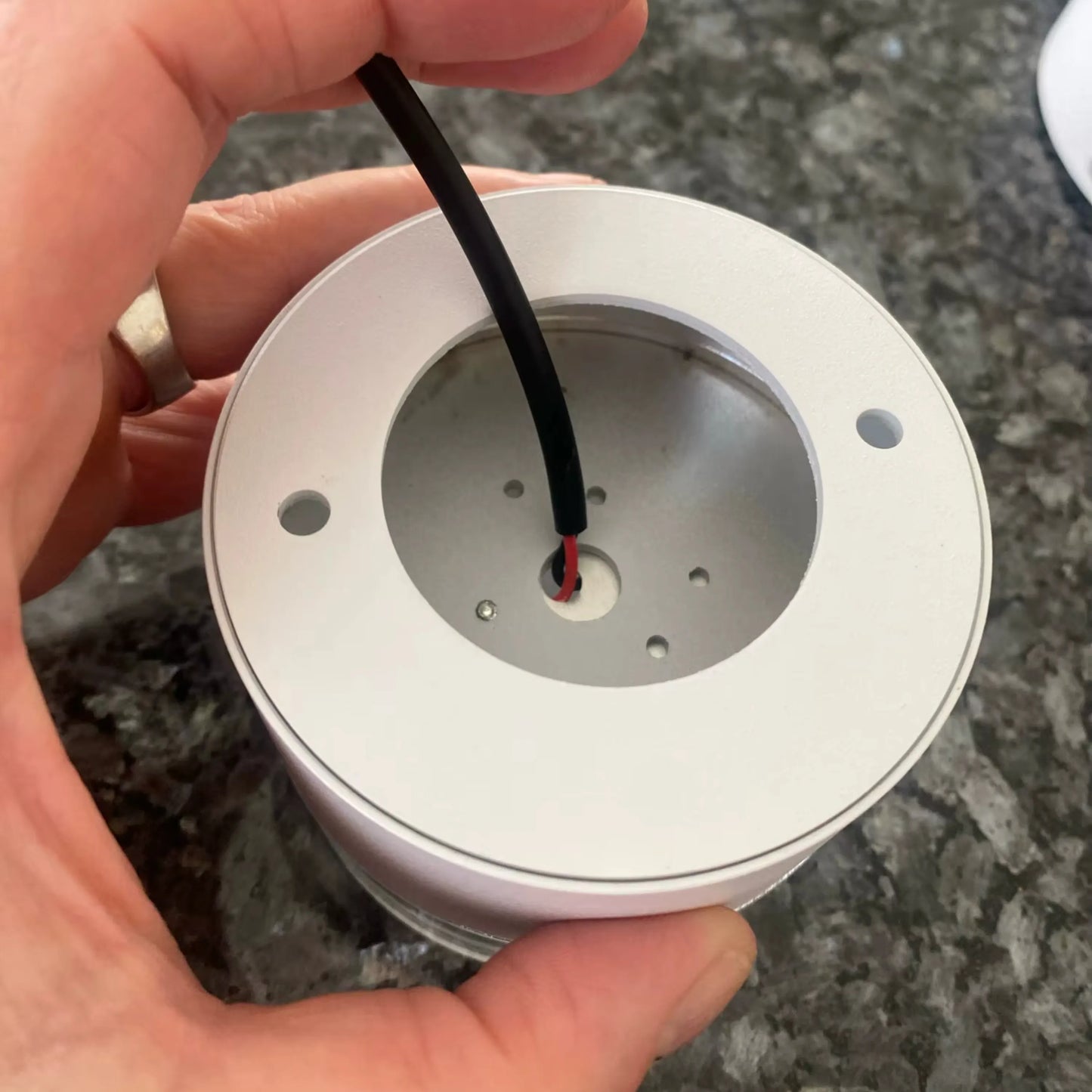 Spot LED Puissant – 20W – Design Compact – Noir, Blanc – Idéal pour Entrée, Couloir, Cuisine