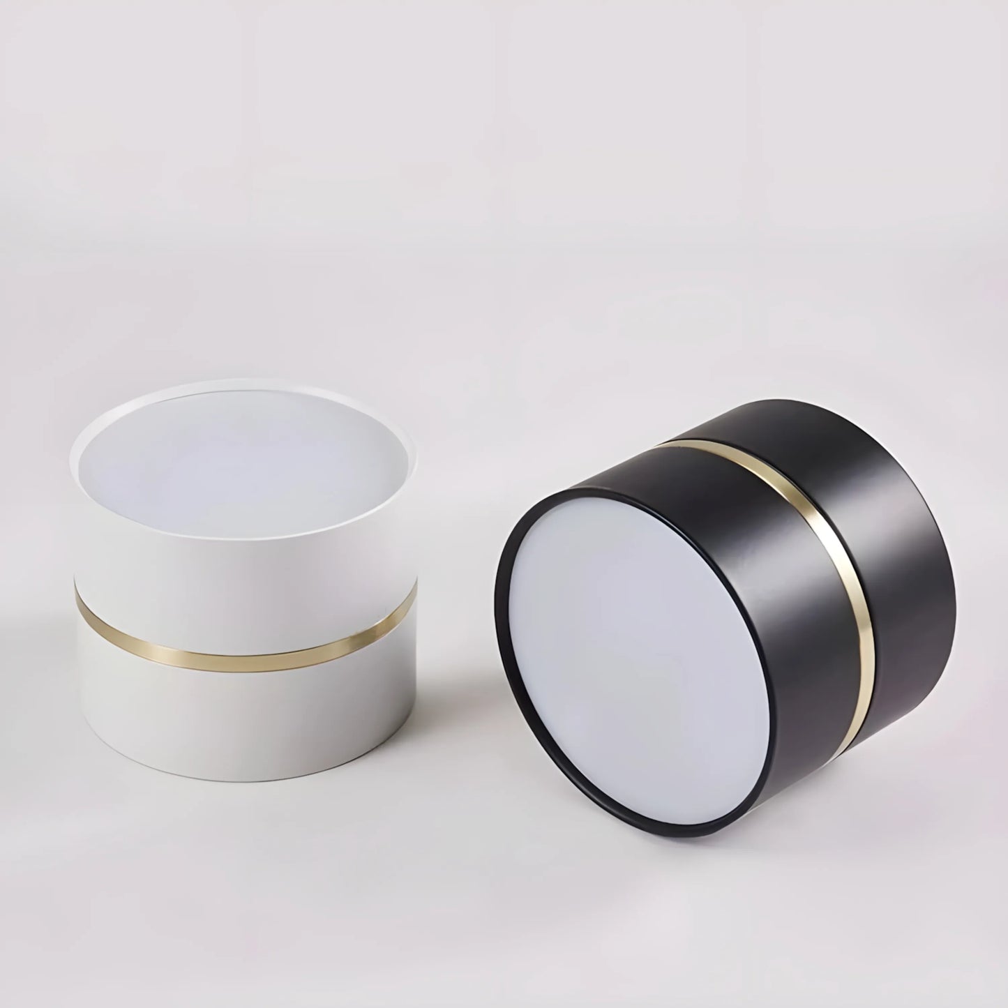 Plafonnier Spot LED Cylindrique – 15W – Anneau Doré – Noir, Blanc – Idéal Entrée, Couloir, Dressing